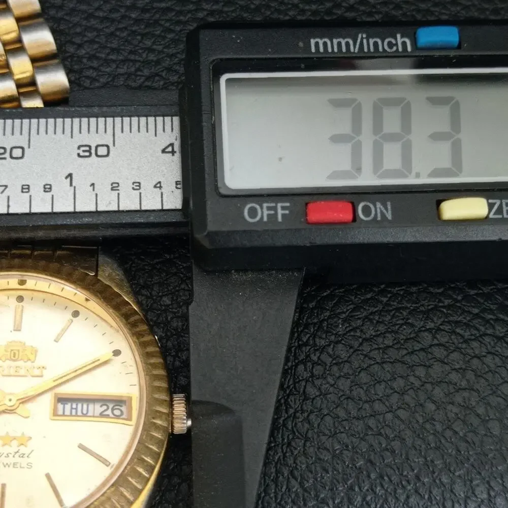 Vintage 1984 Orient Automatic Mens Gold Watch W/daydate & Gold accents